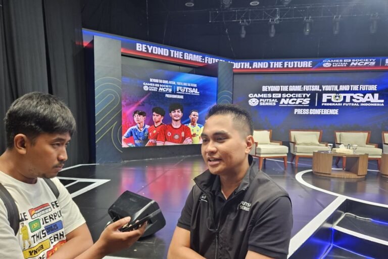 Tentu! Berikut adalah alternatif judul untuk "Turnamen Game of Society" yang berfokus pada pencarian bakat di Klub Liga 1:

"Ajang Pencarian Bakat: Talenta Baru untuk Klub Liga 1"

Atau bisa juga:

"Turnamen Bakat Liga 1: Menemukan Bintang Masa Depan dalam Game of Society"

Jika Anda memiliki preferensi khusus atau elemen tertentu yang ingin disertakan, silakan beri tahu!
