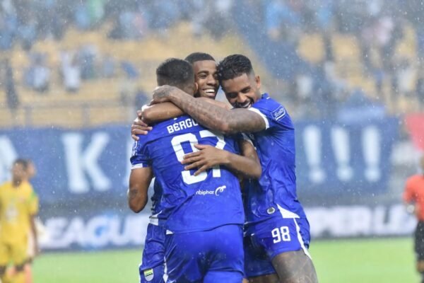 Persib Targetkan Kemenangan Pertama Saat Hadapi Lion City