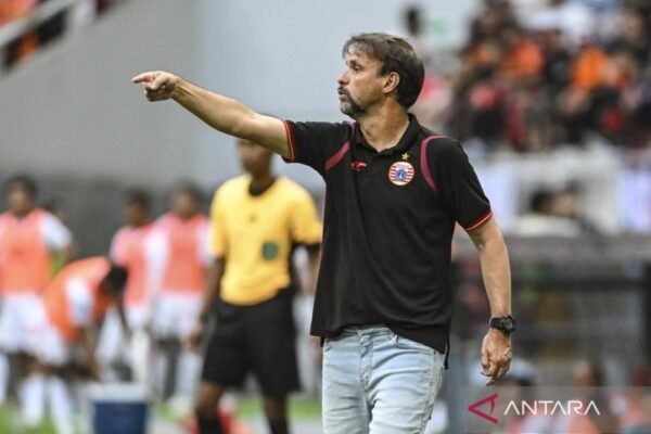 Souza dan Cardoso Menyesalkan Pertandingan Melawan Dewa Tanpa Kehadiran Penonton